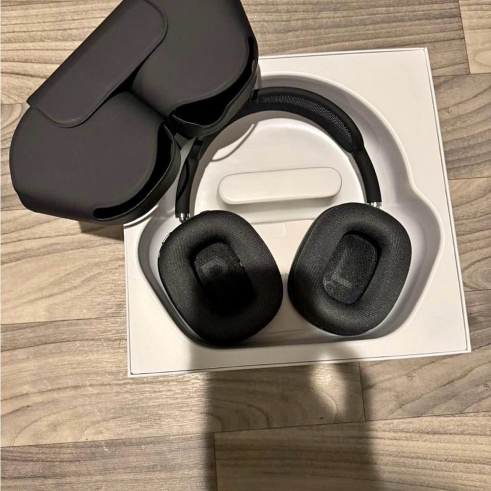 Air pod pro max